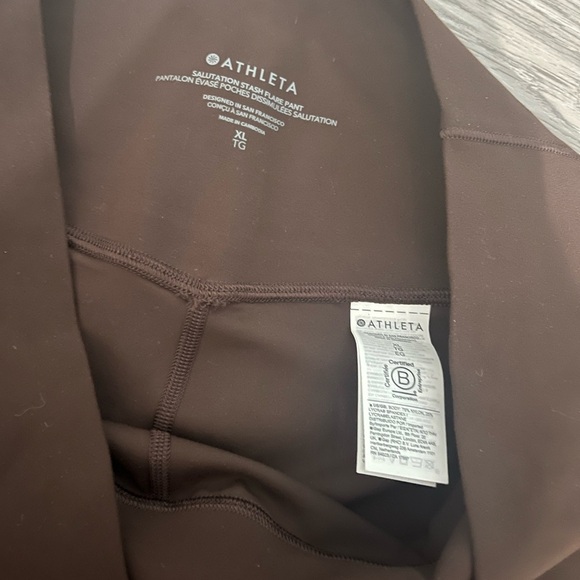 LIKE NEW Athleta Salutation Stash Flare Pant Toasted Brown - Picture 6 of 7